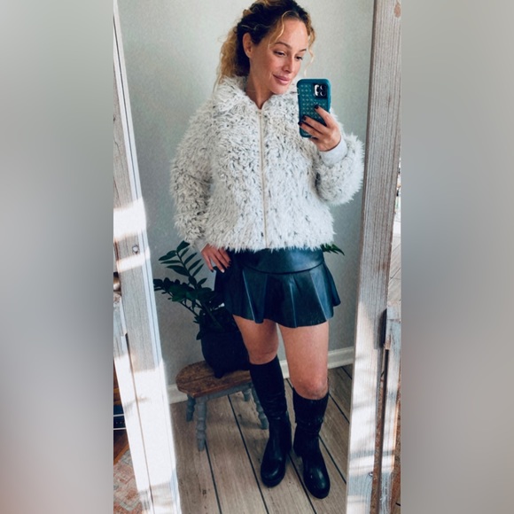 Just In//- Faux Fur bomber Jacket - Picture 4 of 15